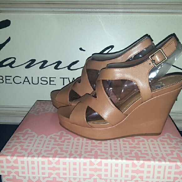 GB wedge ibiza nude