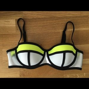 TRIANGL Poppy - Wizz Fizz Bikini Top