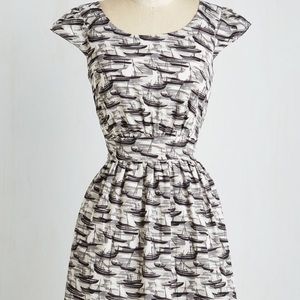 Emily and Fin M Grey Sailboat Dress w Cap Sleeves