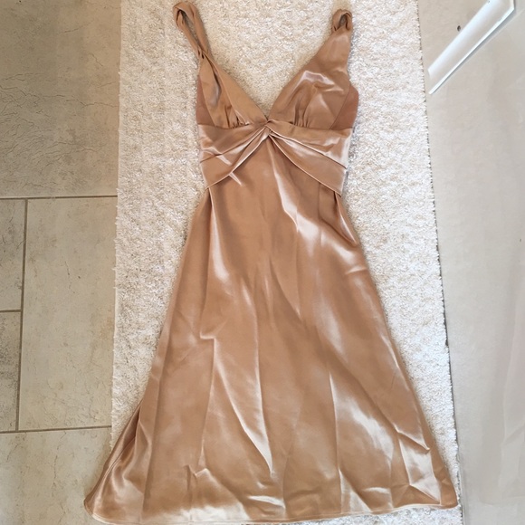 ABS gold silk dress - Picture 1 of 3