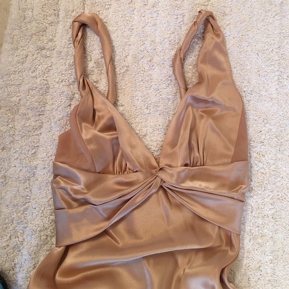 ABS gold silk dress - Picture 2 of 3