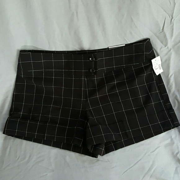 BNWT Women's Dress Shorts