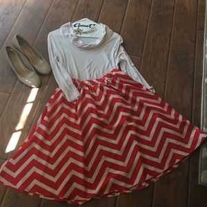 Cute chevron skirt!