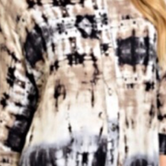 SOLD Tie Dye Hi Low Shredded Button Up Top Small - Picture 3 of 3