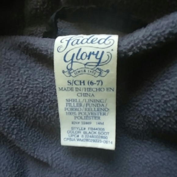 LOT OF 2 BOY'S HOODED WINTER COATS SIZE (S)6-7 - Picture 4 of 4