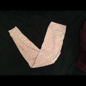 LuLaRoe pink leggings with orange flowers!!