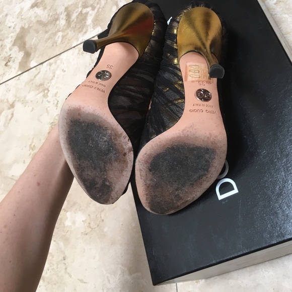 Dolce & Gabbana Decolette Nappa Heels - Picture 4 of 4