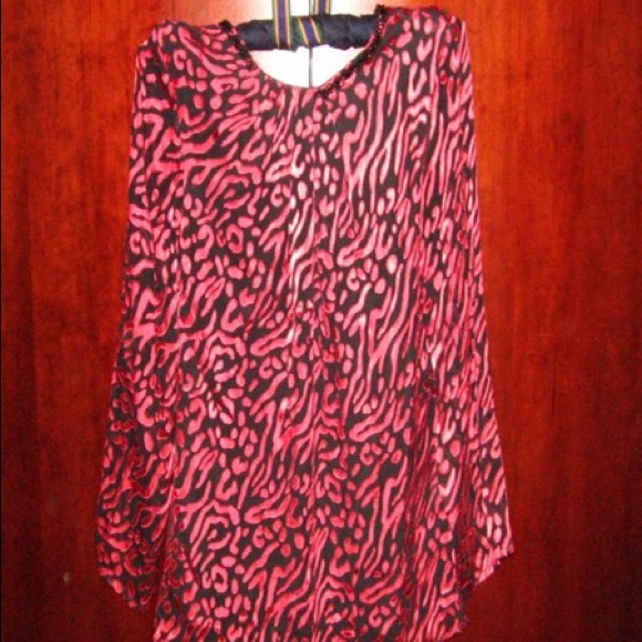 NEW red and black blouse - Picture 1 of 1