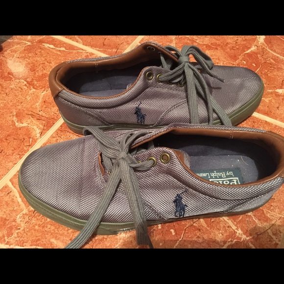 Polo by Ralph Lauren sneaker type nylon 8D Nice!!!