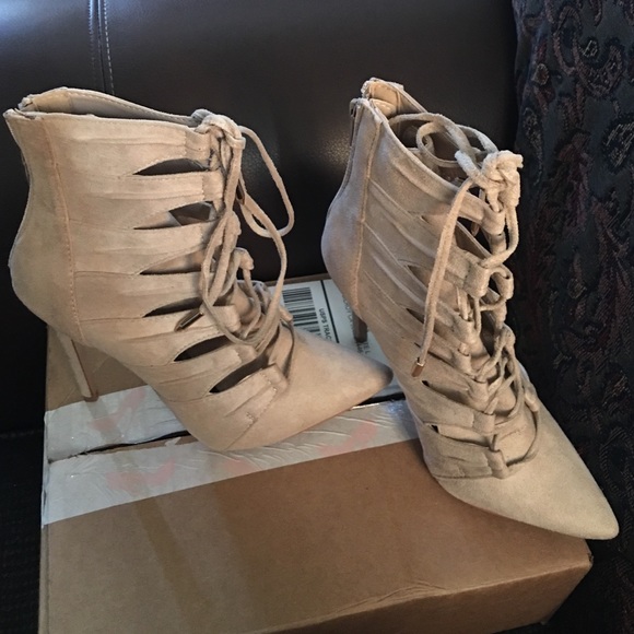 Shoes - Strappy heels