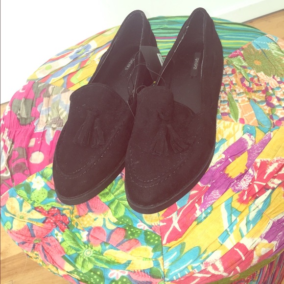 Never worn black loafers with tassels
