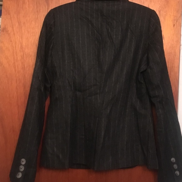Banana Republic Charcoal pinstriped blazer - Picture 3 of 4