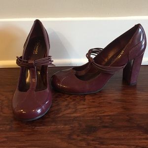 ✨ Charles David Heels