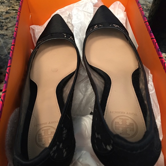 Tory Burch lace heel. Brand new never worn out