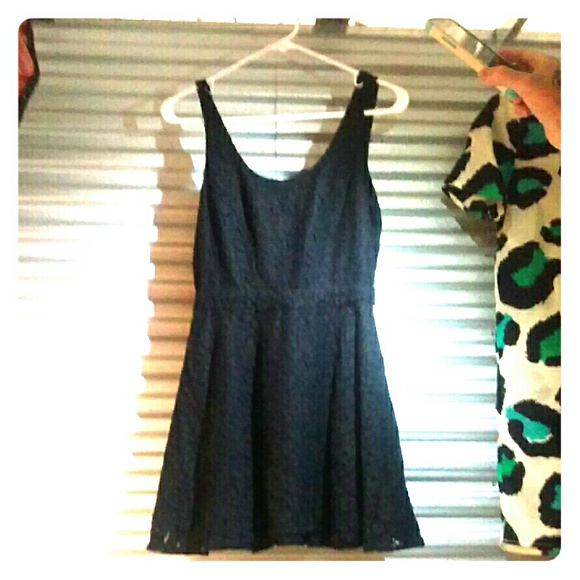 Black dress - Picture 1 of 1