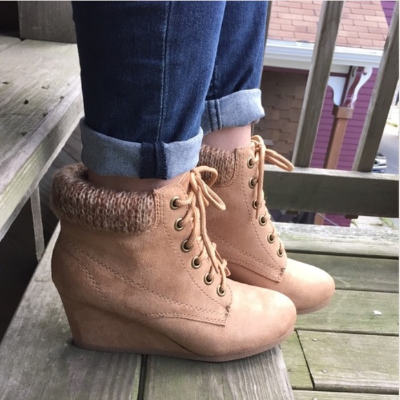 ‼️Last Sz 7.5‼️•Wedge Booties• - Picture 4 of 4