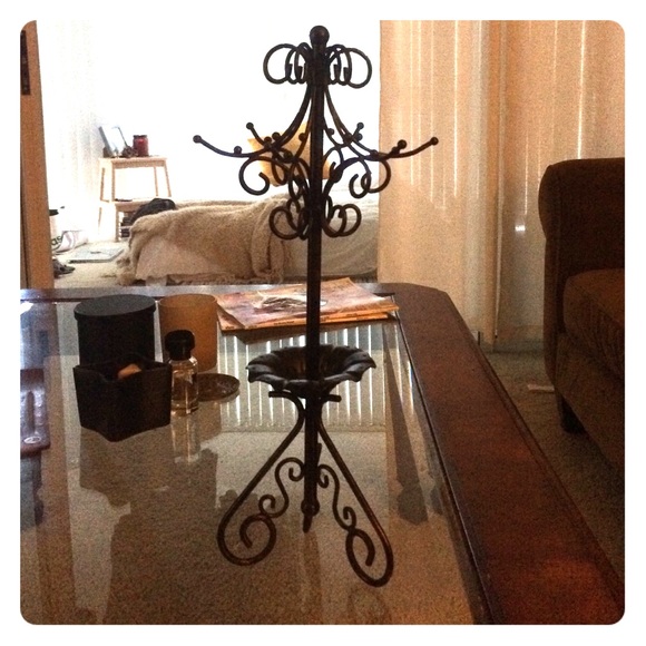 Bed Bath and Beyond Jewelry Stand