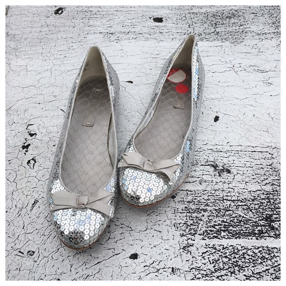 enzo angiolini ballet flats