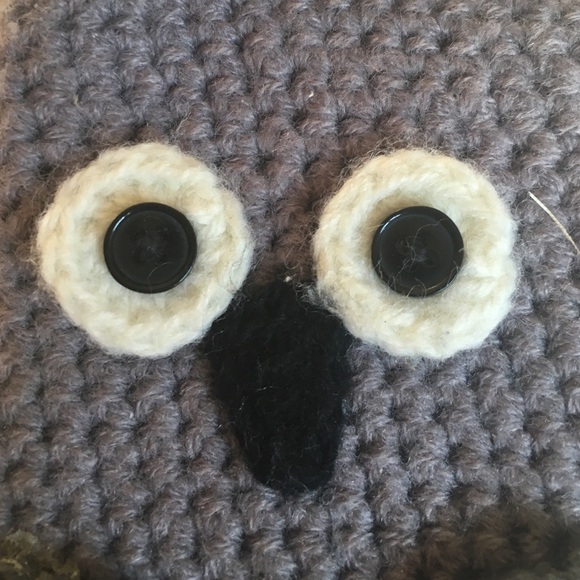 XX DONATED XX Adorable owl 🦉 knitted phone case - Picture 3 of 3