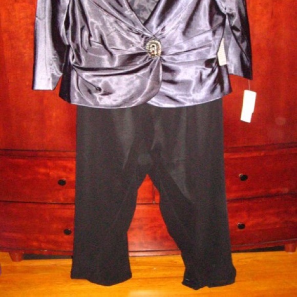 NEW Adrianna Papell dress pants - Picture 1 of 1