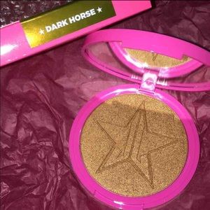 Jeffrey Star skin frost Dark Horse