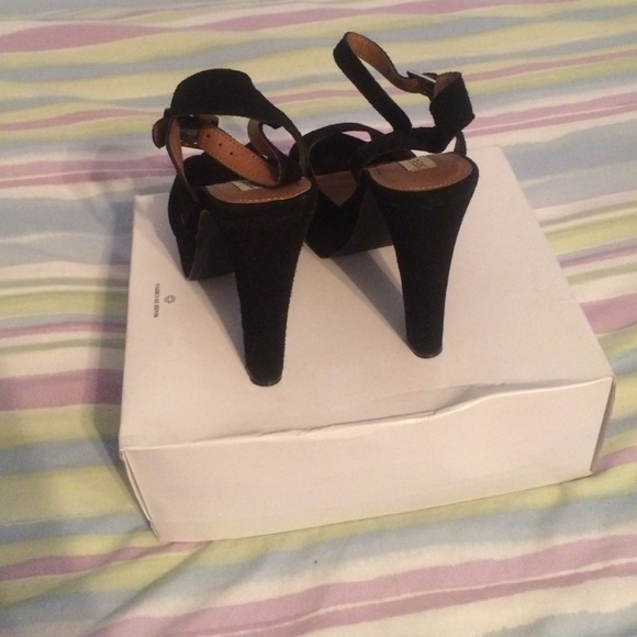 sale, sale, sale - Picture 3 of 4