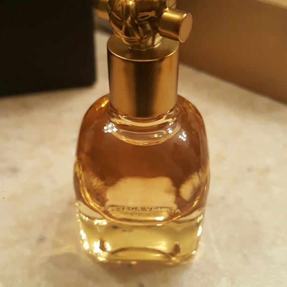 Bottega Veneta Knot Perfume 2 bottles .25oz - Picture 3 of 3