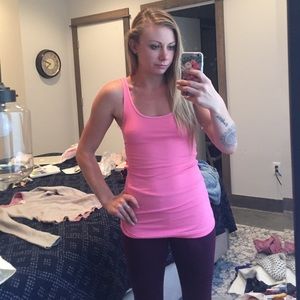Lululemon tank