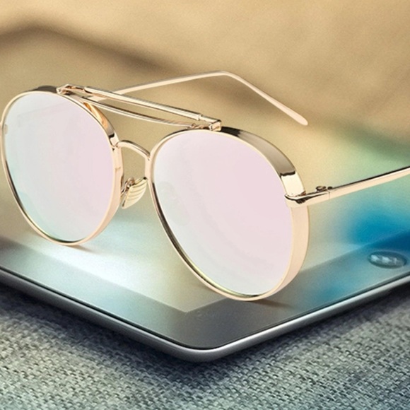 Pink Aviator Sunglasses 😎