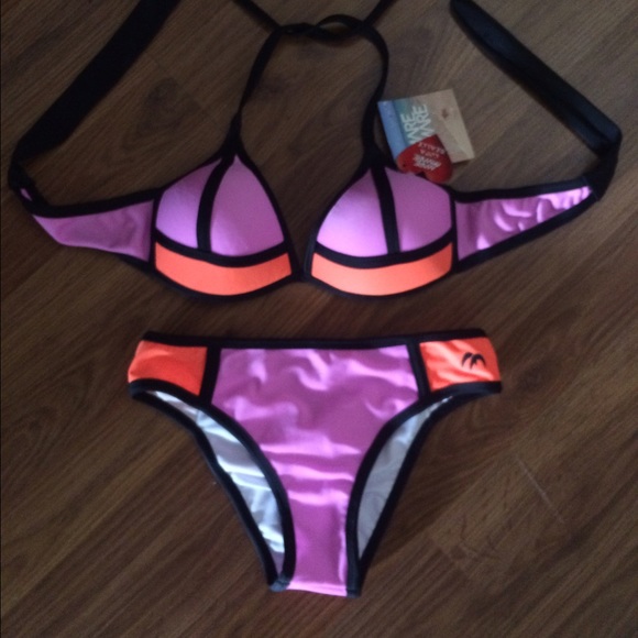 Maremare 2pc Bikini Very cute Never worn! - Picture 1 of 2