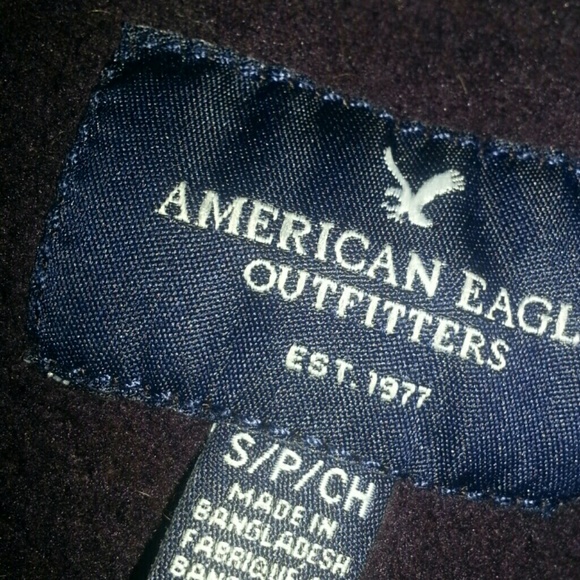 Super cute American eagle hoodie?? - Picture 3 of 3
