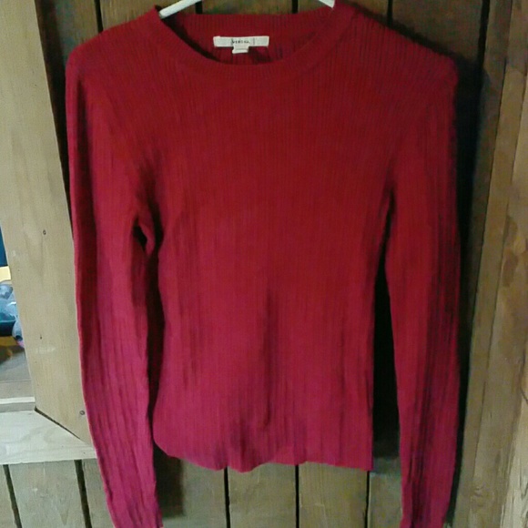 Red crew neck sweater