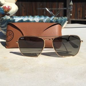 Authentic RayBan Caravan