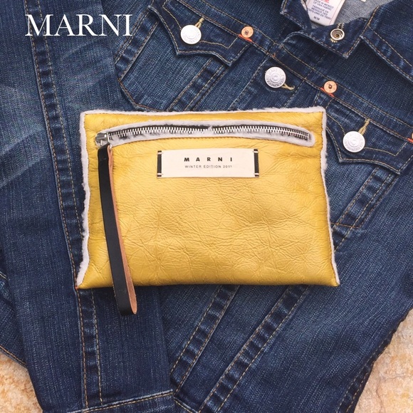MARNI YELLOW PATENT ZIP COLLECTOR'S CLUTCH - Picture 3 of 5