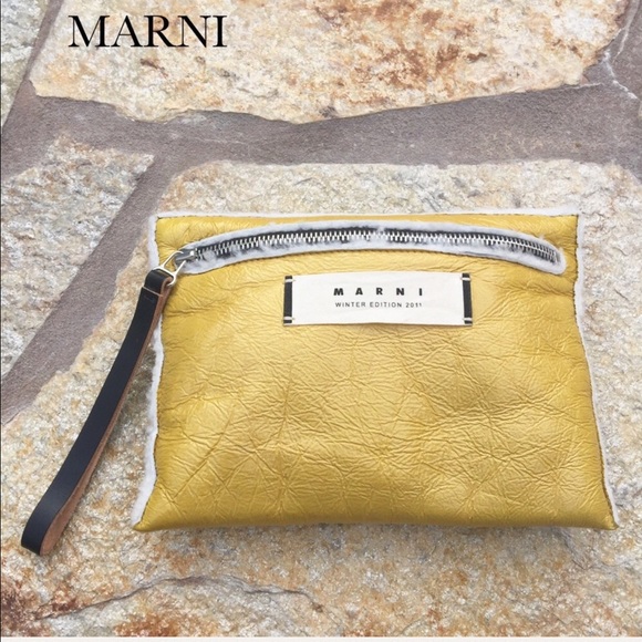 MARNI YELLOW PATENT ZIP COLLECTOR'S CLUTCH - Picture 5 of 5