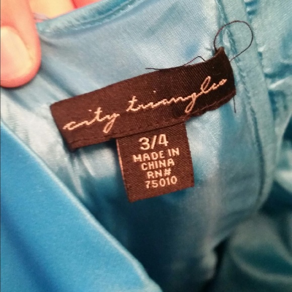 💥💥Gorgeous Prom Dress💥💥🔴FIRM PRICE🔴 - Picture 4 of 4