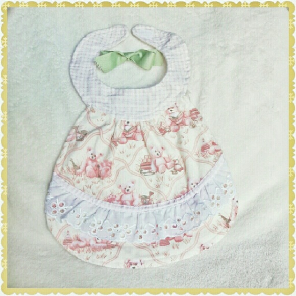 Shabby Chic Bib