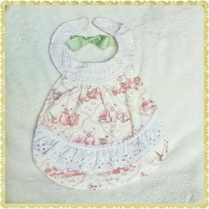 Shabby Chic Bib