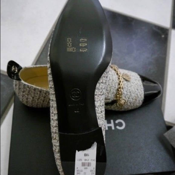 Chanel 16P Tweed Black Cap Toe Charm Moccasins - Picture 4 of 4