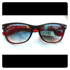 *BRAND NEW* Ray Bans