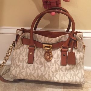 MK East/West Hamilton Signature Print Satchel