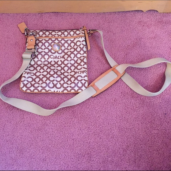 Coach Crossbody Purse!!! - Picture 1 of 1