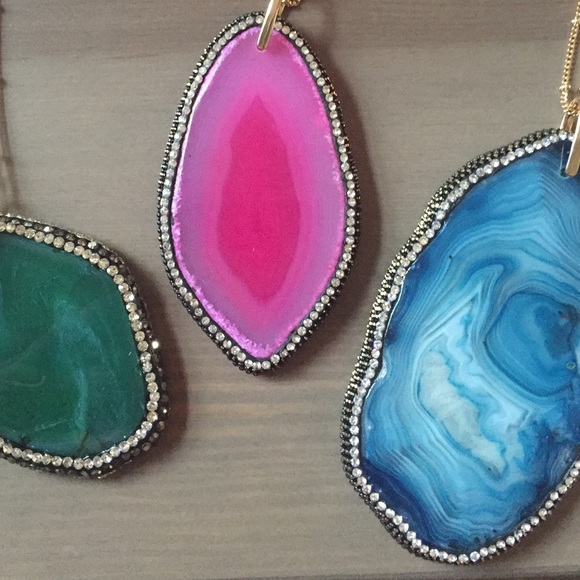 boutique Jewelry - 5 for $25 / Emerald & Diamond Necklace