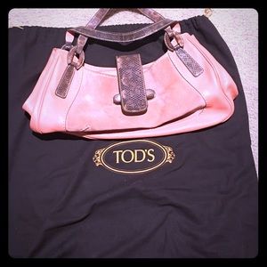 Tods  bag  almost new condition!coral used once!