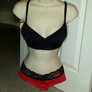 Padded nursing bra with free panty