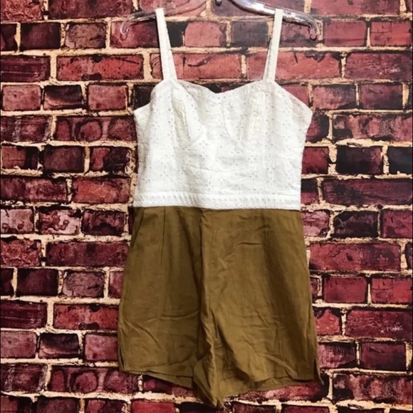 Anthropologie Addie Laced Romper size medium - Picture 4 of 5