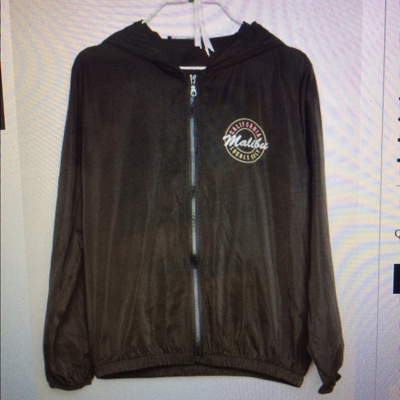 ON HOLD black brandy melville malibu windbreaker