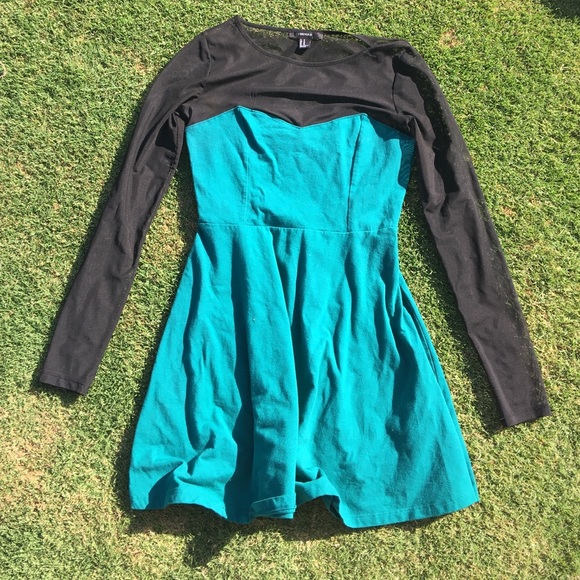 Holiday dress from forever 21 - Picture 1 of 1