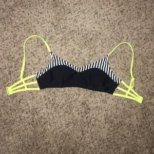 Old Navy swim suit top!