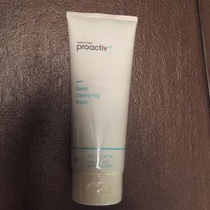 Proactive+ deep cleansing wash